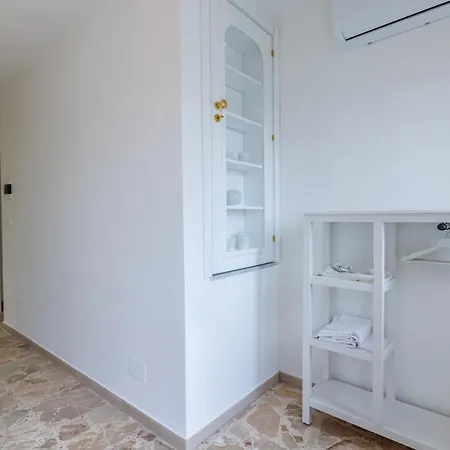 Casa Nonna Manuela By Rentbeat Apartment