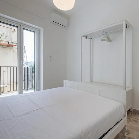 Casa Nonna Manuela By Rentbeat Lägenhet